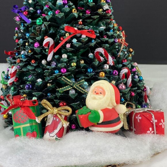 Vintage Handmade Pinecone Tabletop Christmas Tree - Picture 2 of 10